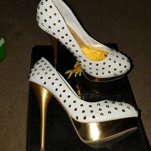 Spiked heels